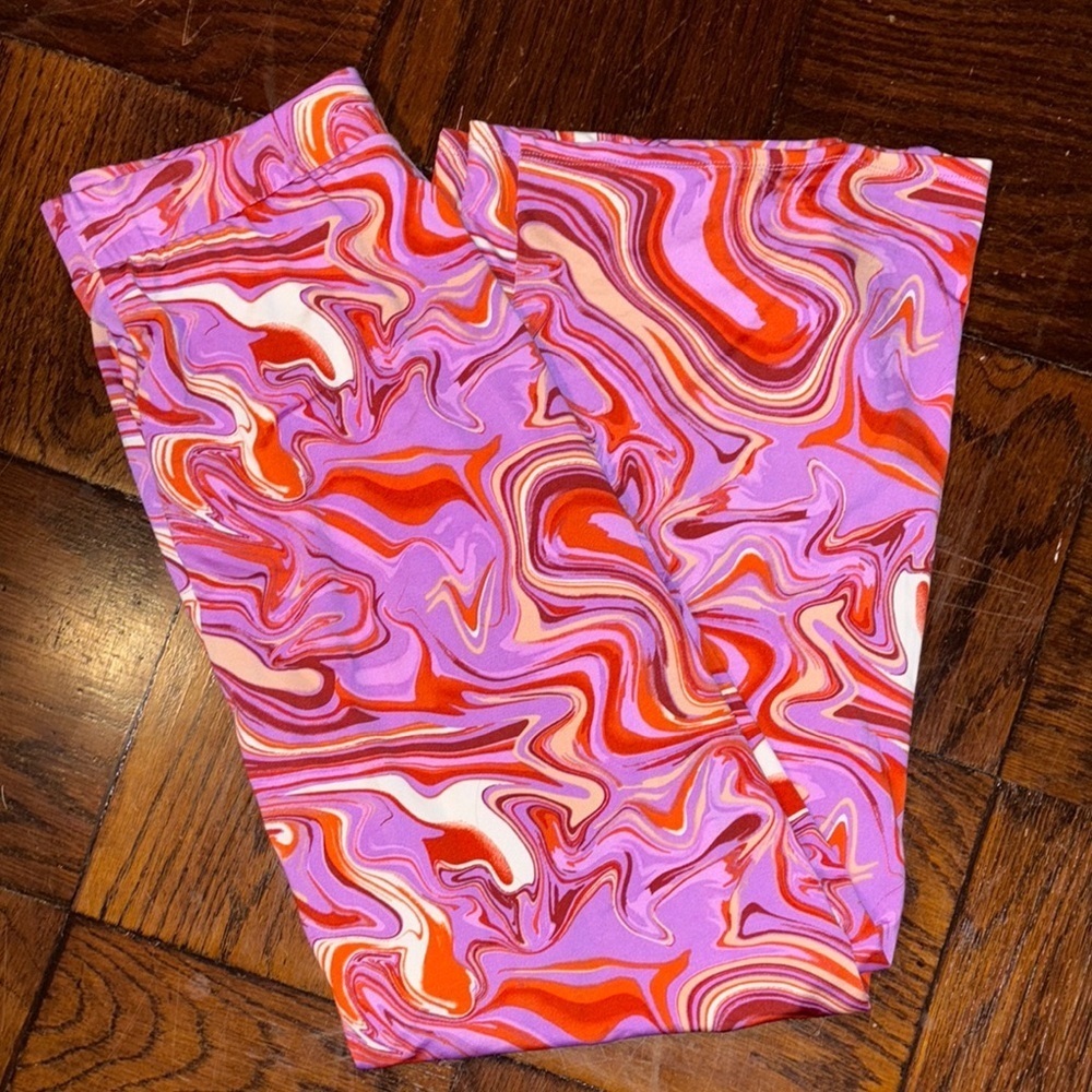 Almost famous trippy flare leggings